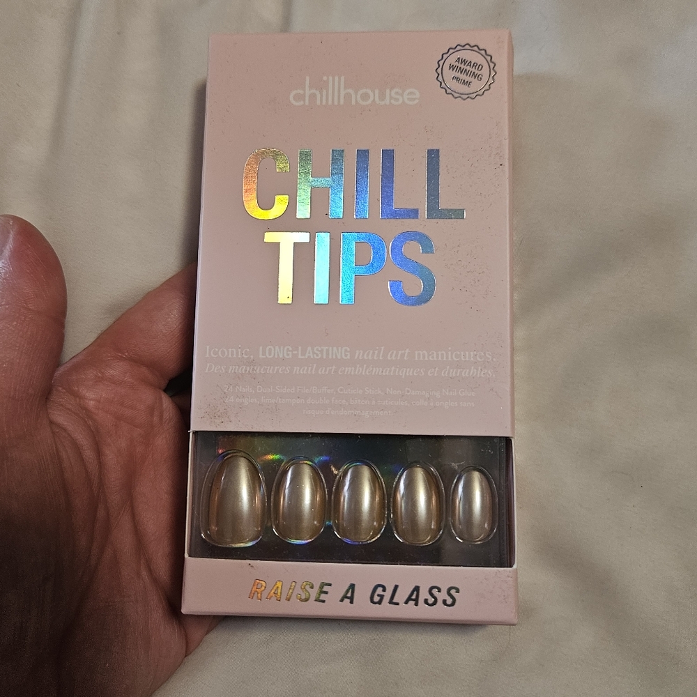 Chillhouse Chill Tips Press-On Nails in Gold